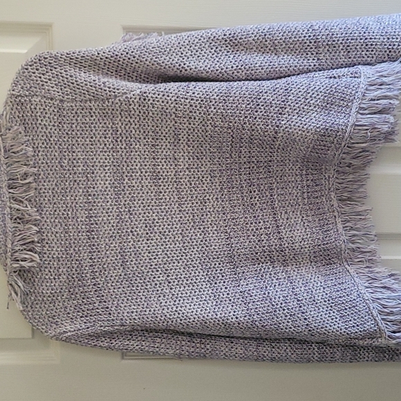 Lavender fringe cardigan with silver entwined - Picture 6 of 7
